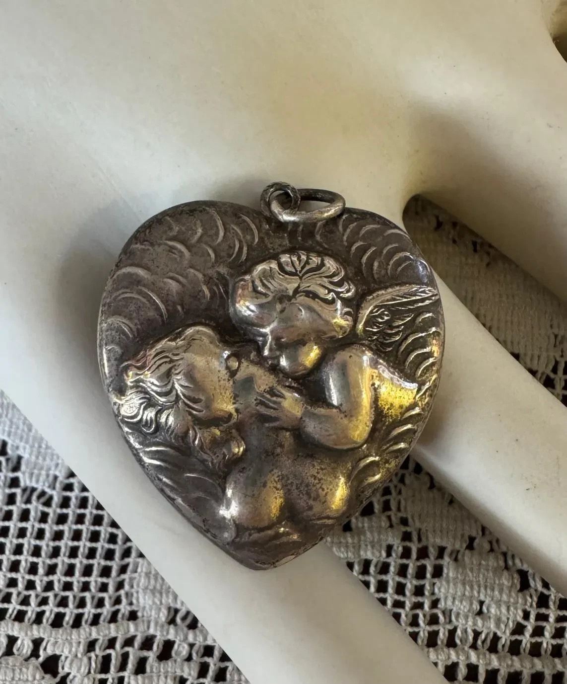 Mother’s Day Kissing Cherubs Angels Heart Large Pendant Tested Sterling Silver