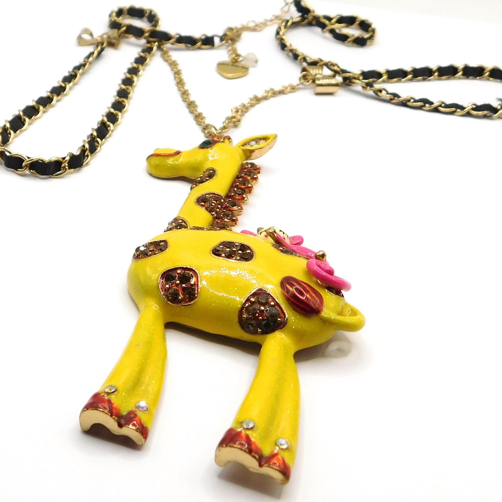 WHIMSICAL VINTAGE BETSEY JOHNSON GIRAFFE PENDANT NECKLACES IN VERY GOOD CONDITIO