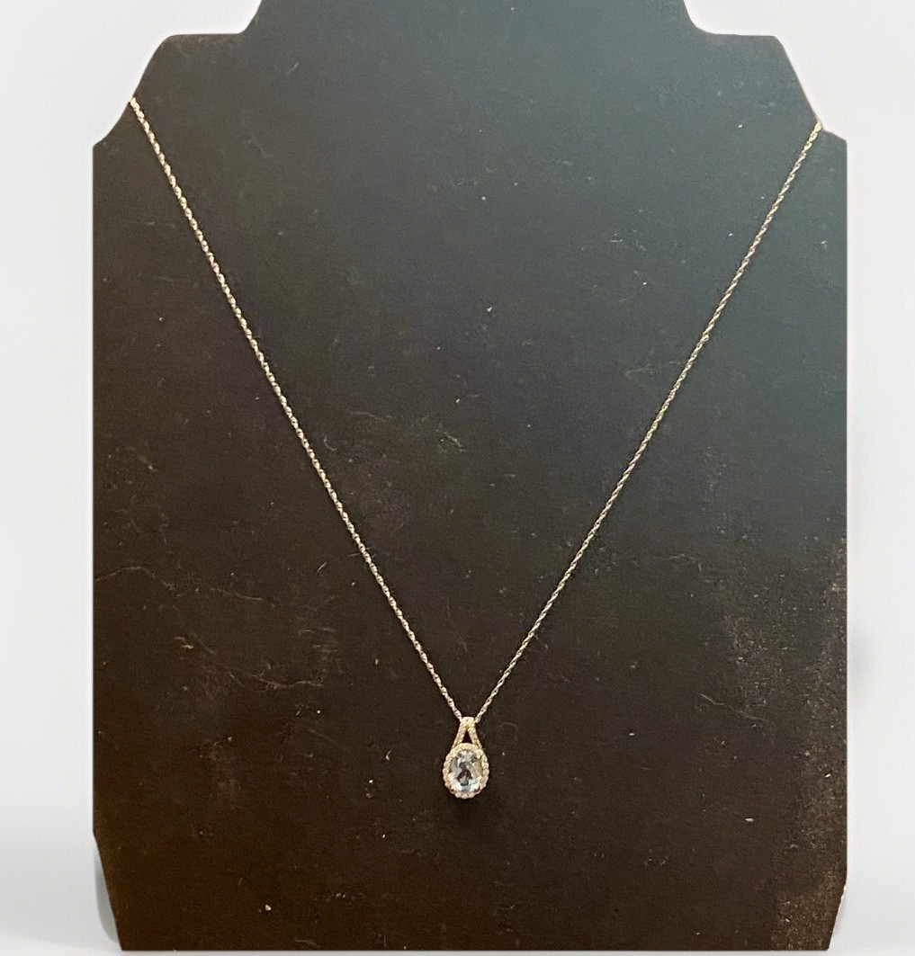 Fine Sterling Silver Chain Necklace & Blue Surrounded by White Topaz 17-1/2″