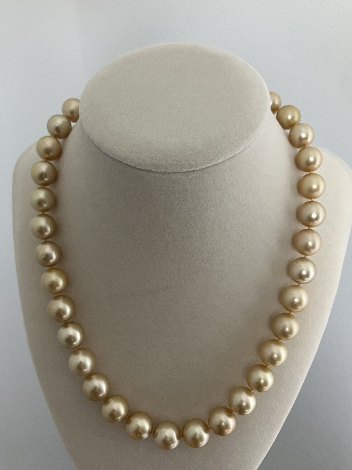 Golden South Sea Pearl Necklace 100% Natural Color 14K Gold Clasp