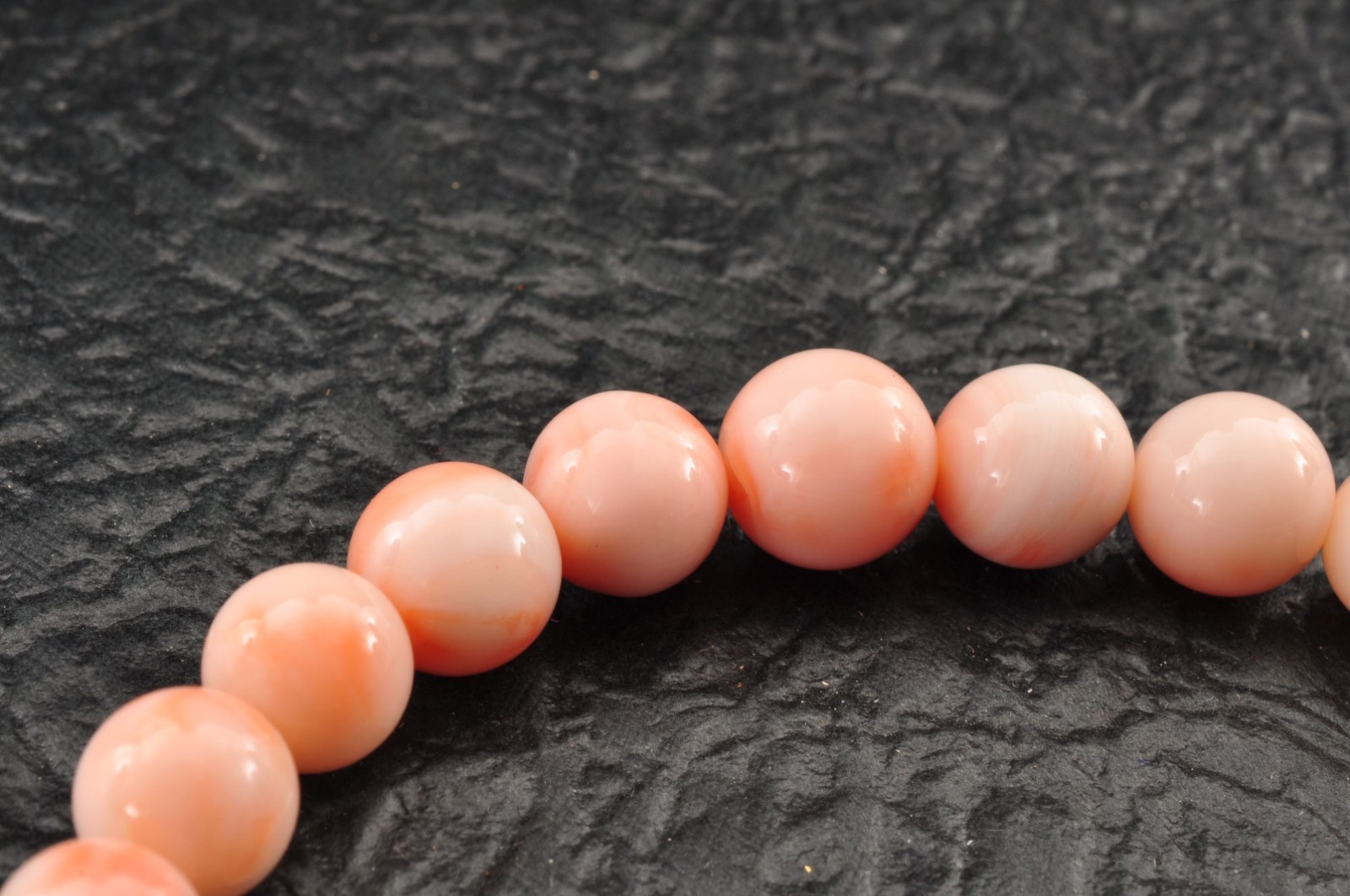 925 silver Angel skin coral Necklace ear clip set (17.3in 135ct) Certificate.
