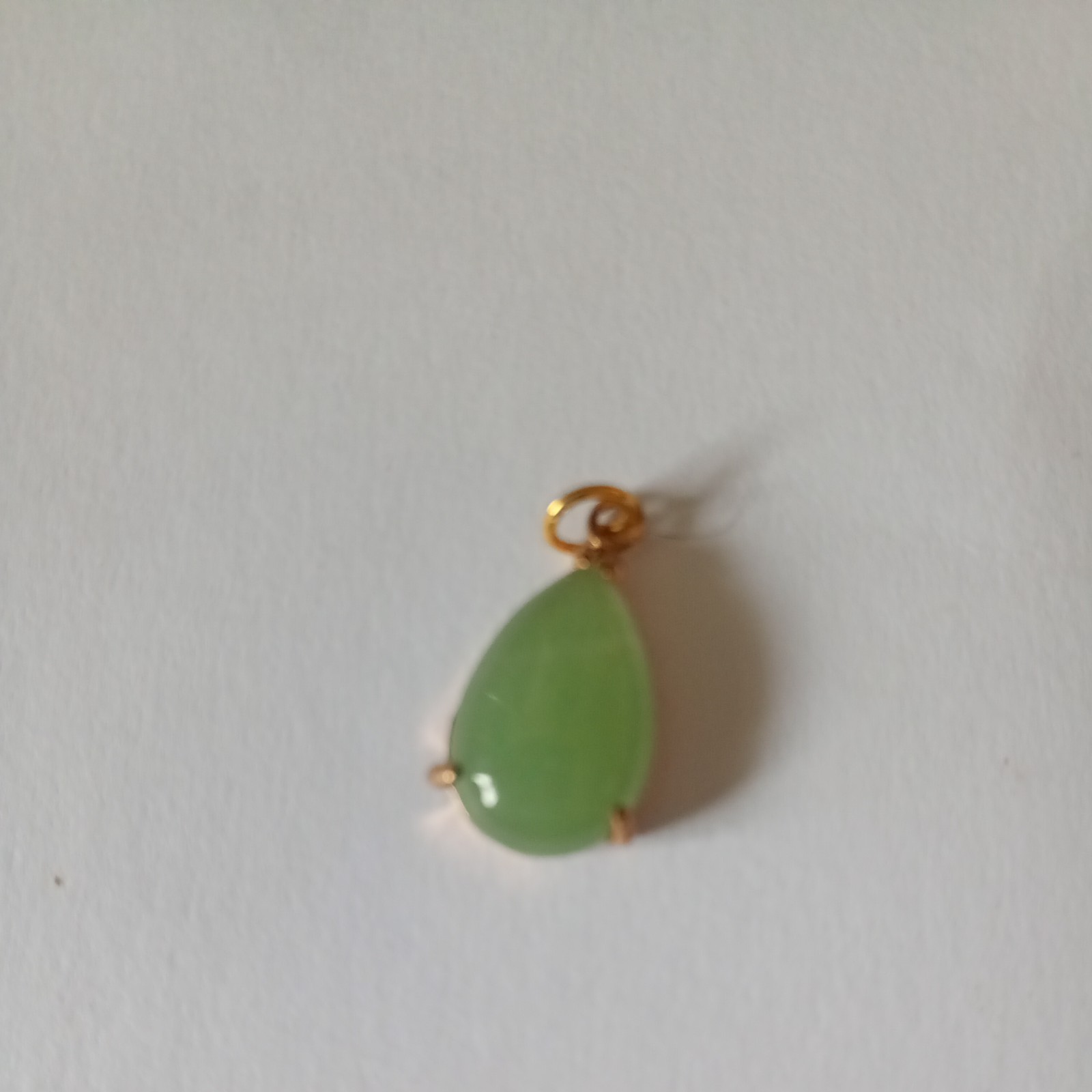 Green Jade Pendant water drop 9ct gold bezel Settings