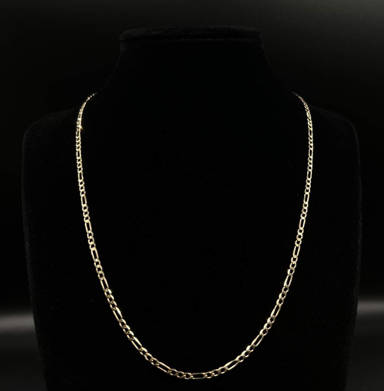 18.25” 14K Semi-Solid Yellow Gold Diamond Cut Figaro Chain 3.88g | 2.3mm Lobster