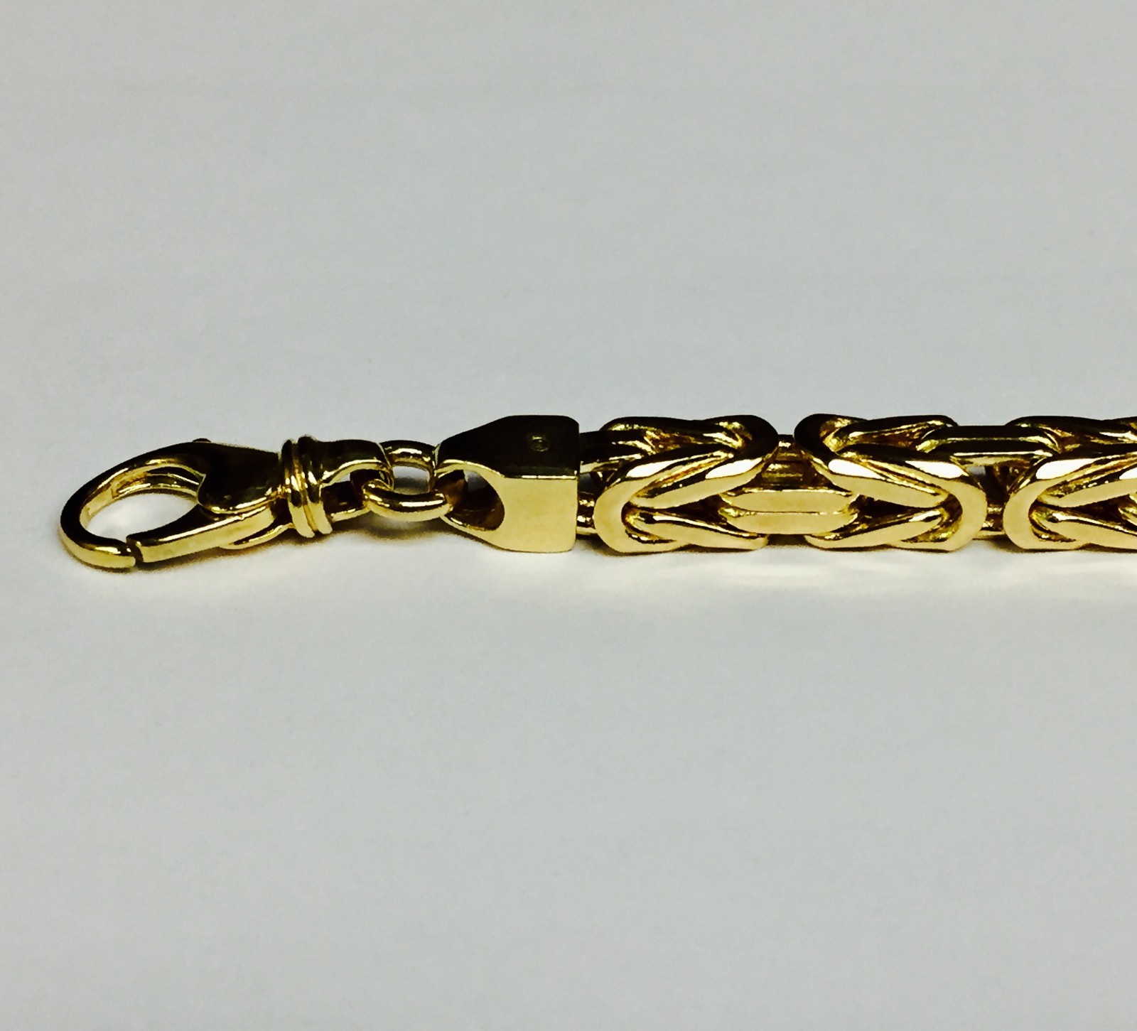 14k Yellow Gold 26″ Solid Byzantine Square Super 6.7mm 200 Grams Chain/Necklace