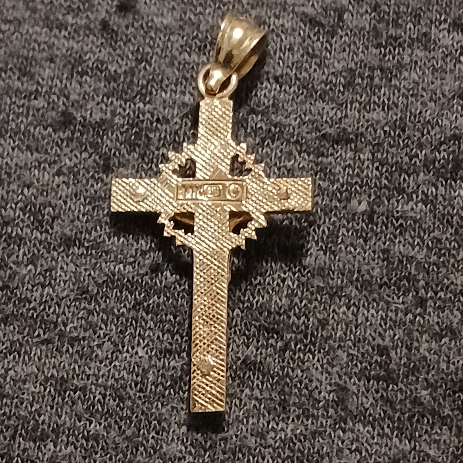 Italian 14k Yellow Gold 1″ Crucifix Cross Charm Pendant 2 Grams