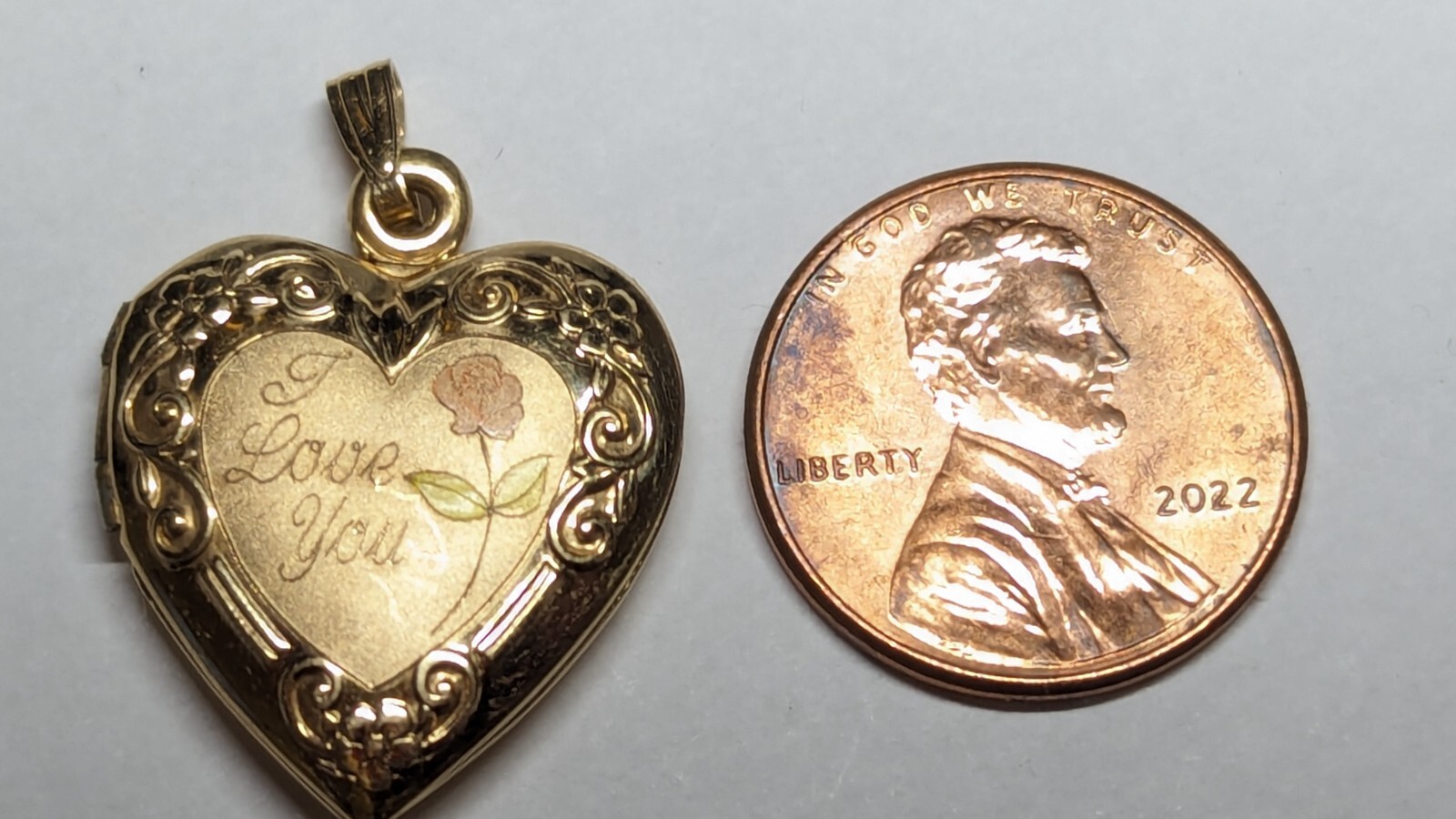 VINTAGE 14K YELLOW GOLD HEART PHOTO LOCKET ROSE HALLMARKED SIGNED 14K TK TRU-KAY
