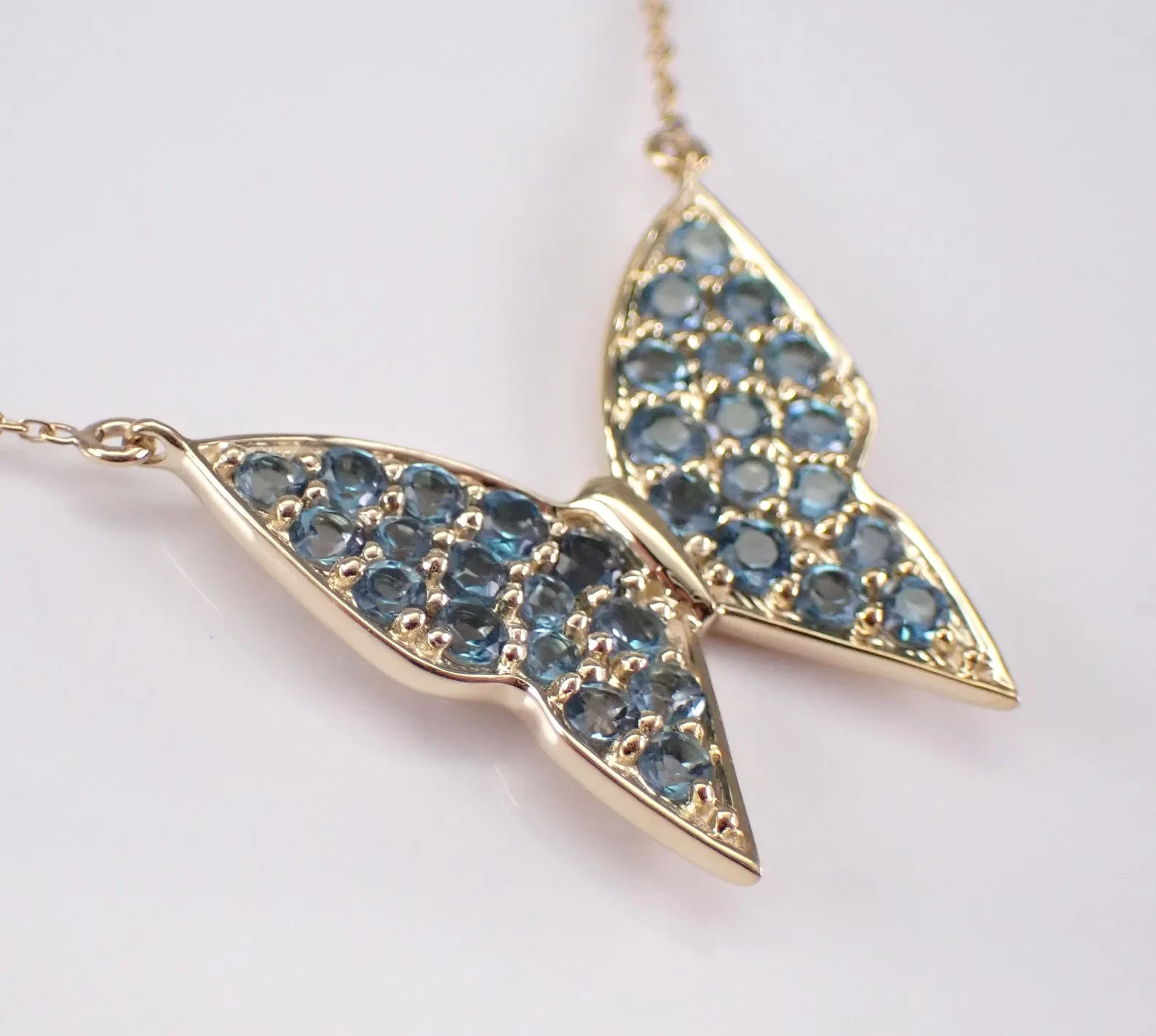 1.50 Ct Round Lab Created Blue Topaz Butterfly Shape Necklace 14K Gold Plated