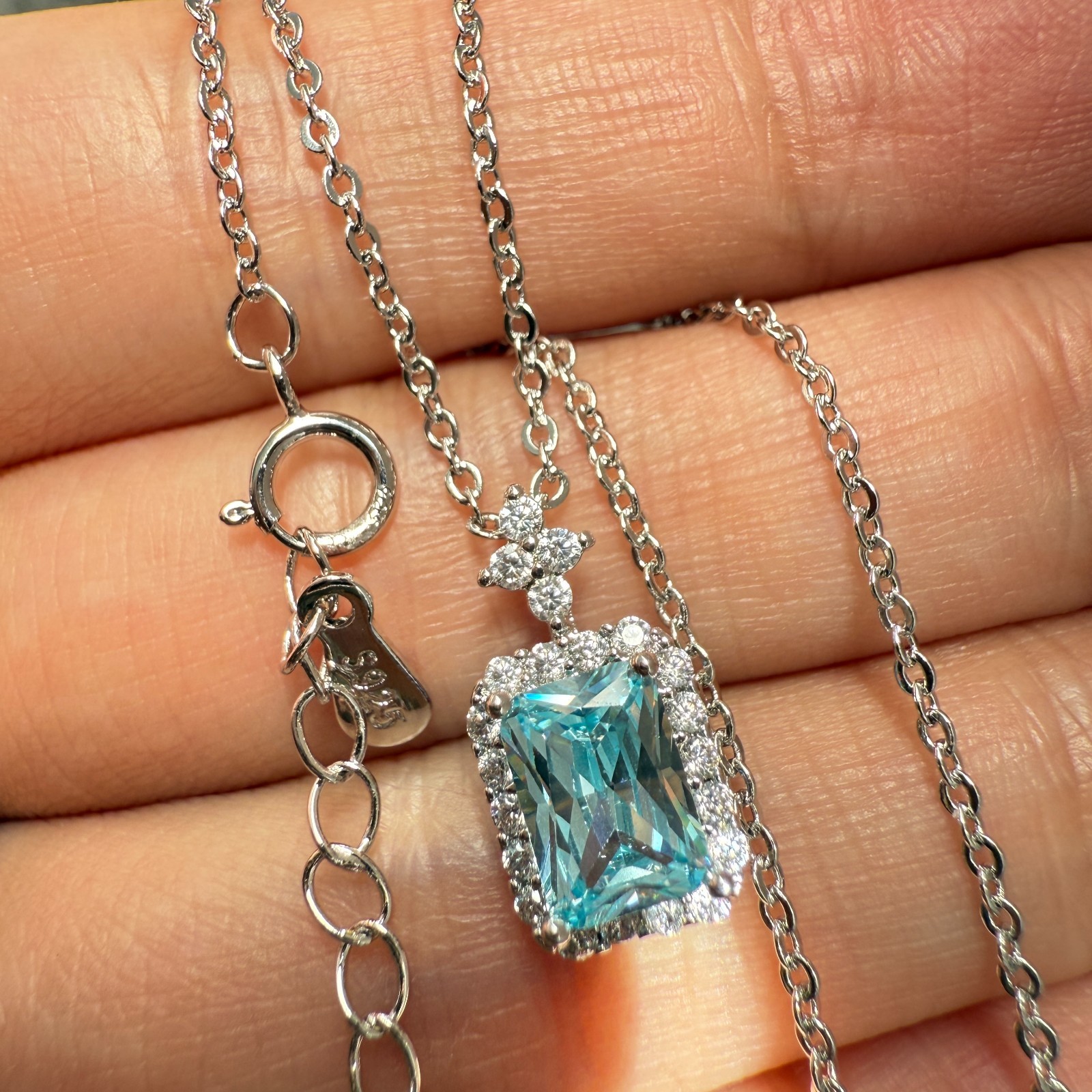 925 Sterling Silver Necklace 7x5mm Natural Aquamarine Birthstone Flower Chain