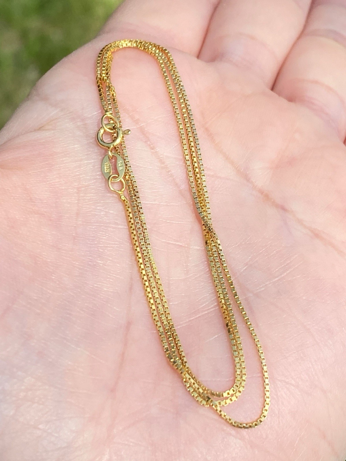Solid 14K Yellow Gold 0.8mm Box Chain Necklace, 18 Inches, 2.01 Grams