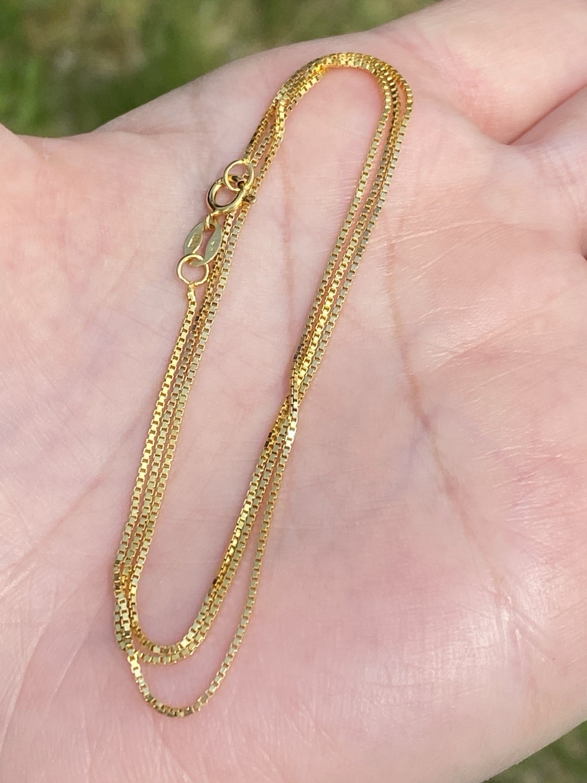Solid 14K Yellow Gold 0.8mm Box Chain Necklace, 18 Inches, 2.01 Grams
