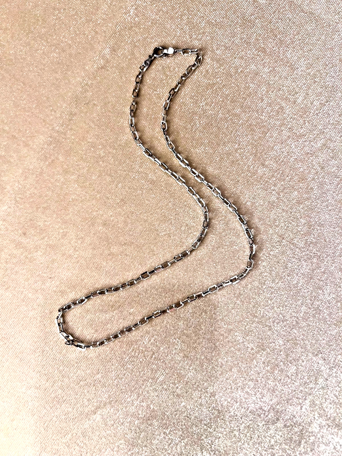 Sterling silver hardware link neck chain, 16 inch. 925-9 gm.