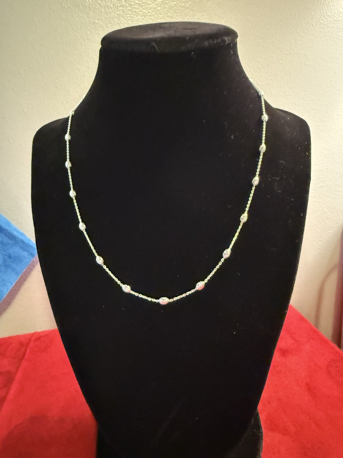 Sterling Silver “Over The Moon” Neck. 18 In. Spring Ring Clos.