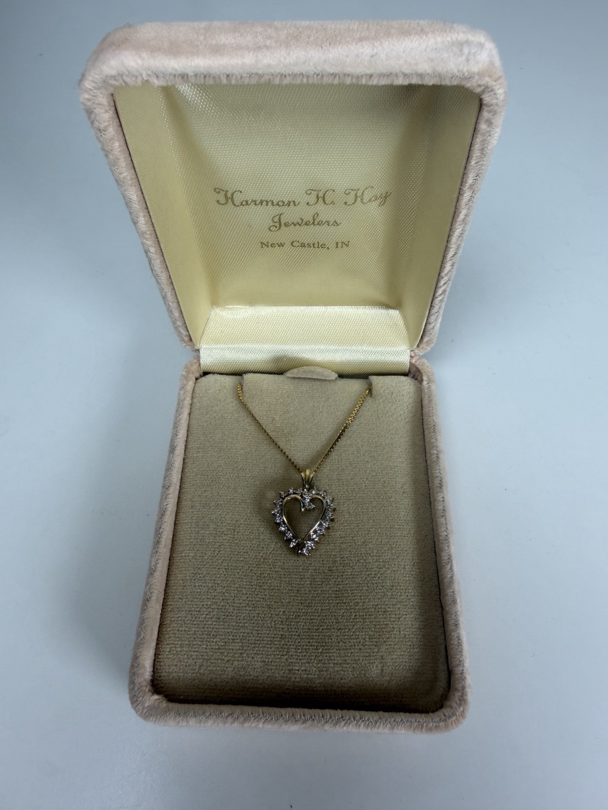 VTG JCM 10K Yellow Gold Natural Diamond Open Heart Pendant 19″ 14k Necklace