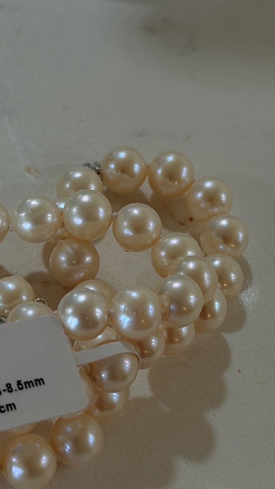 637:Elegant White Freshwater Pearl 8-8.5mm Necklace 42cm Sterling Silver Clasp