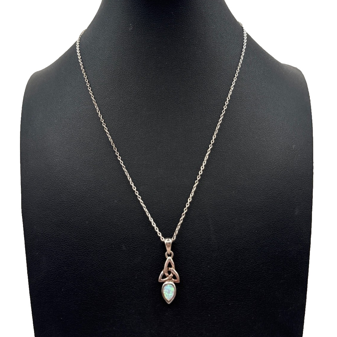 925 Sterling Silver Celtic Trinity Knot Opal Pendant 16″-18″ Necklace 3.6g Mark