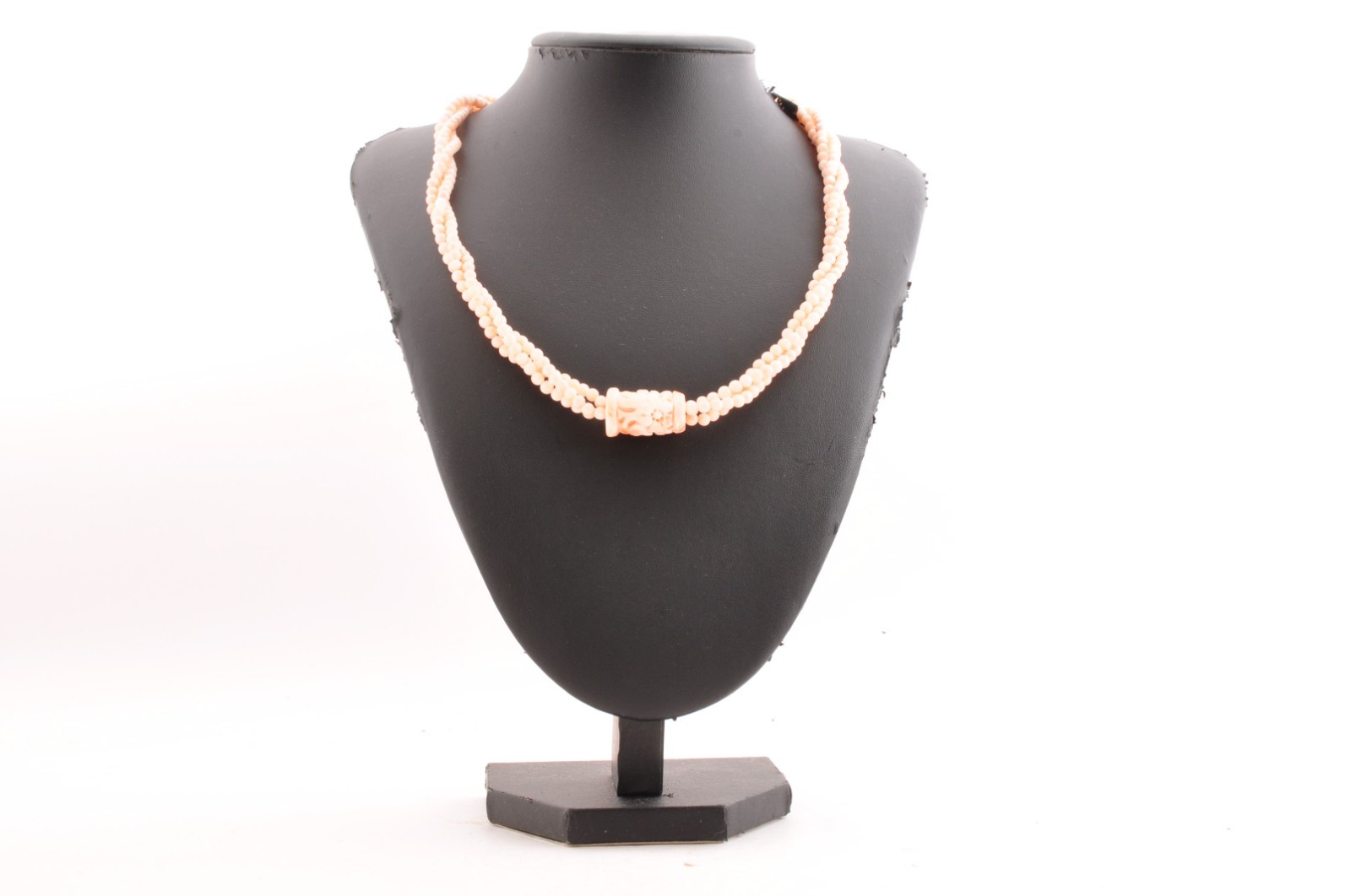 14k gold clasp pink coral necklace carved “cherry blossoms” Certification box.