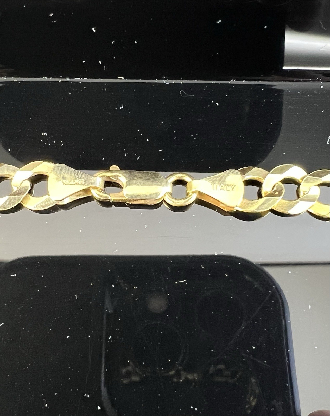 10k Yellow Gold Solid Curb Link 24″ Necklace, 7mm wide, 24.8 Grams