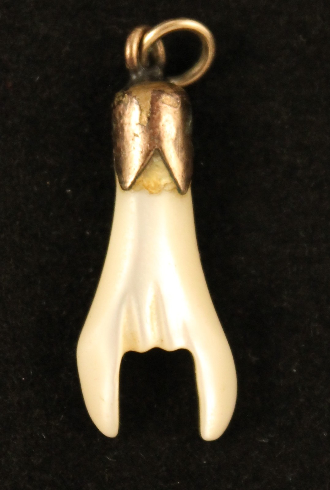 Vintage Mother of Pearl Carved Mano Cornuto Italian Good Luck Sign Charm Pendant