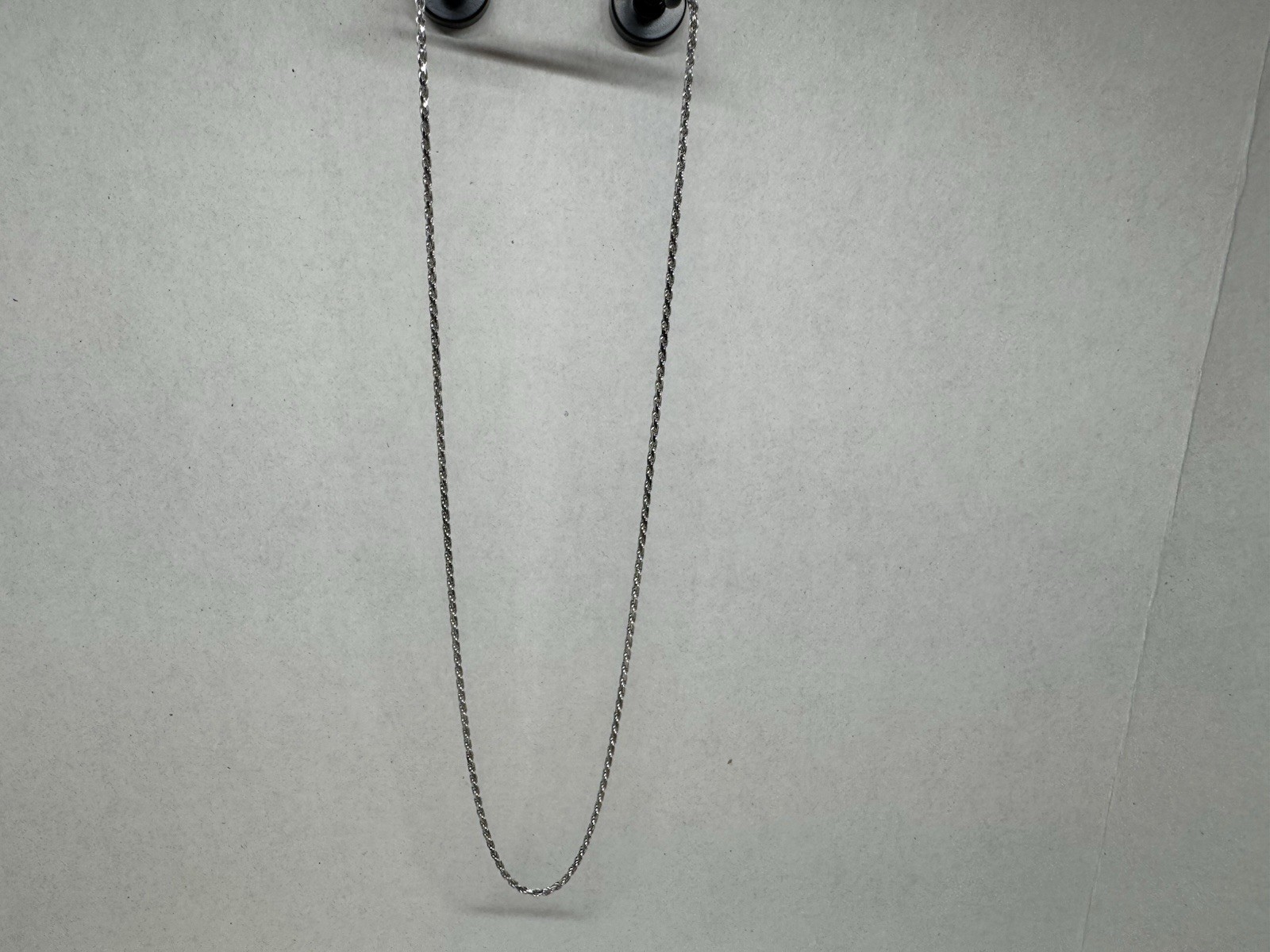 VINTAGE 14k Yellow & White Gold Central Pendant Necklace 1.28g 16″
