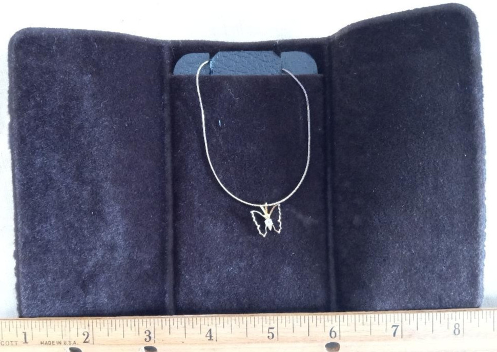 1985 Genuine Diamond Pendant Necklace 17″ Chain COA USD Imports Original Holder