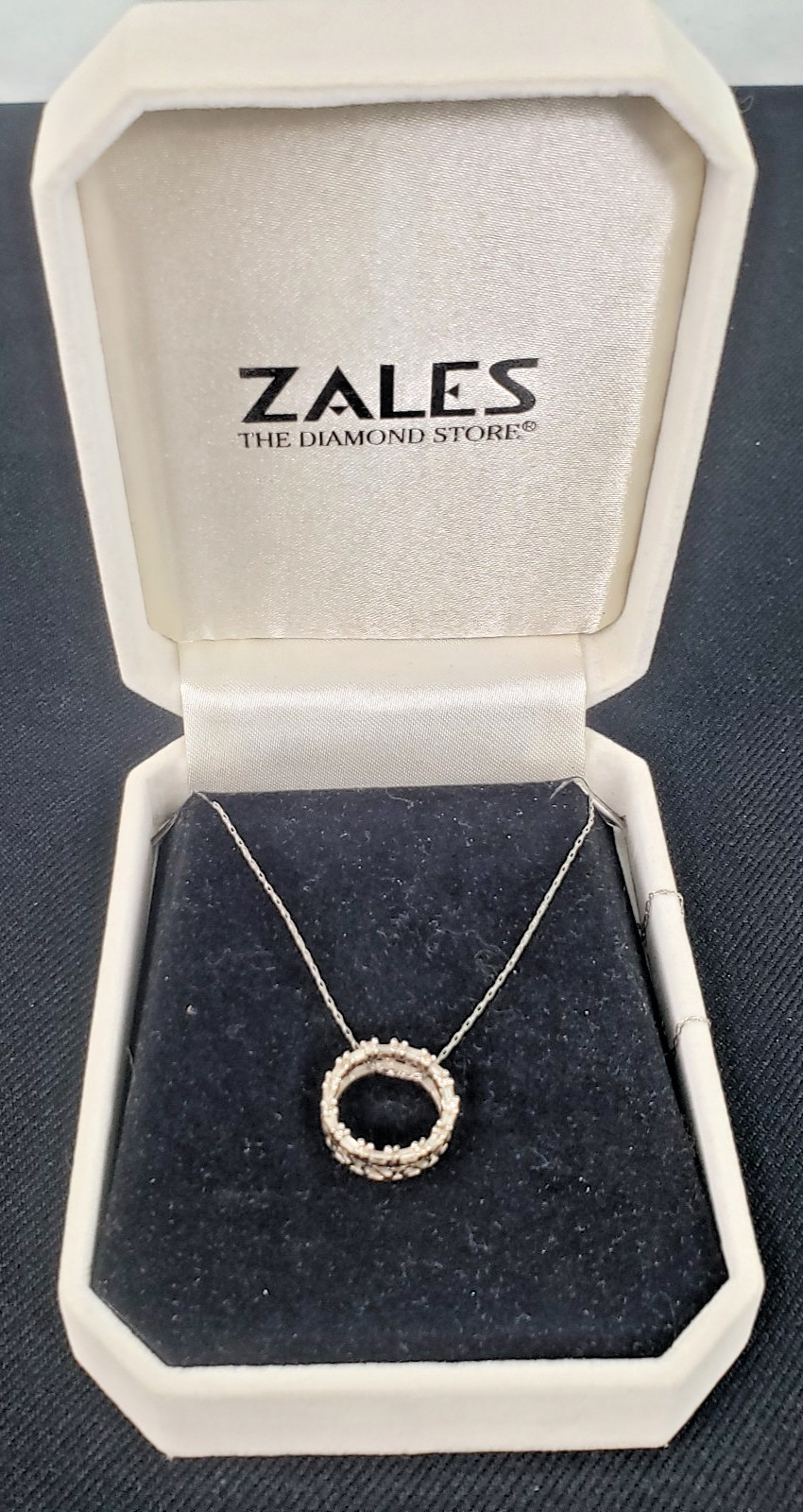 Signed JWBR 10k White Gold & Diamond Circle Pendant on 14K Chain 18″ From Zales