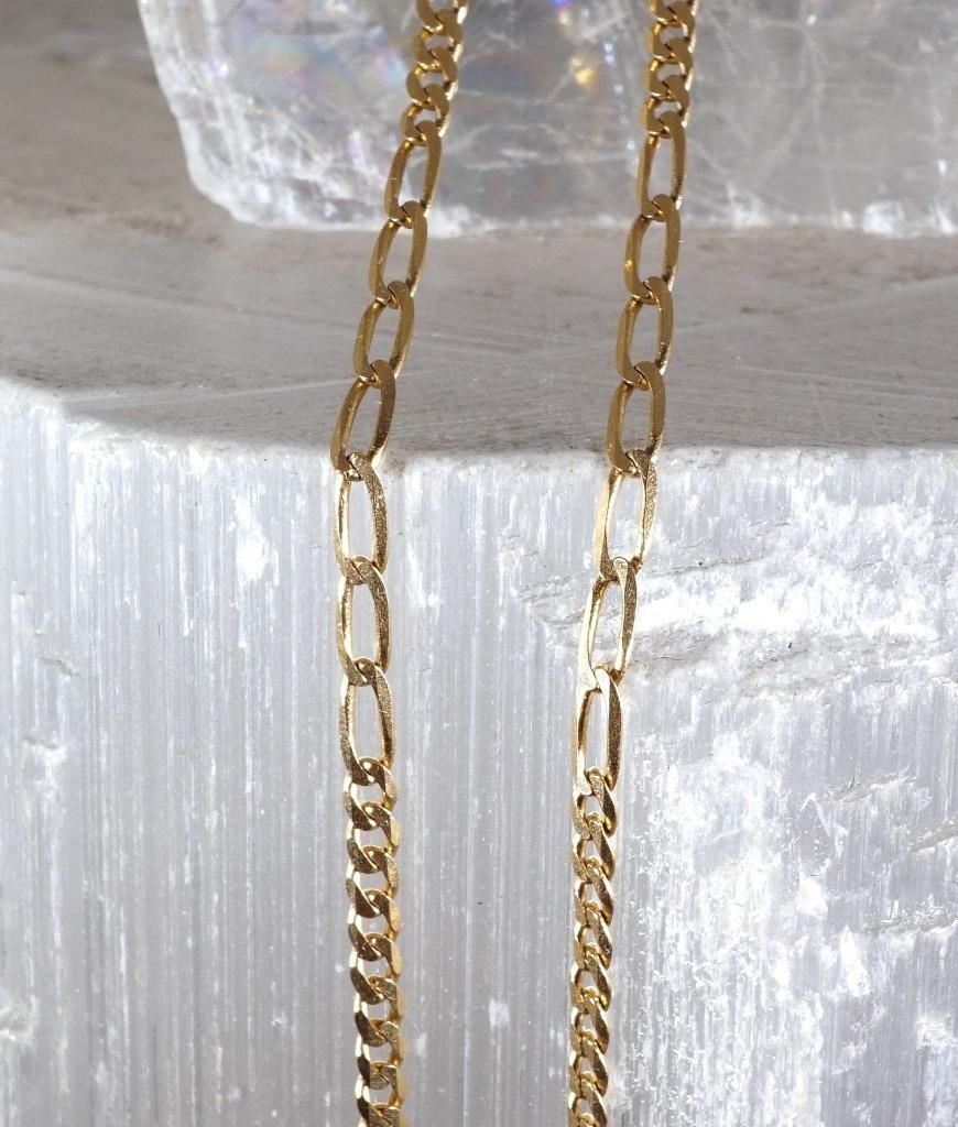 14K Yellow Gold Curb/Elongated Curb Chain 2 mm Width 3.8 Grams 18″
