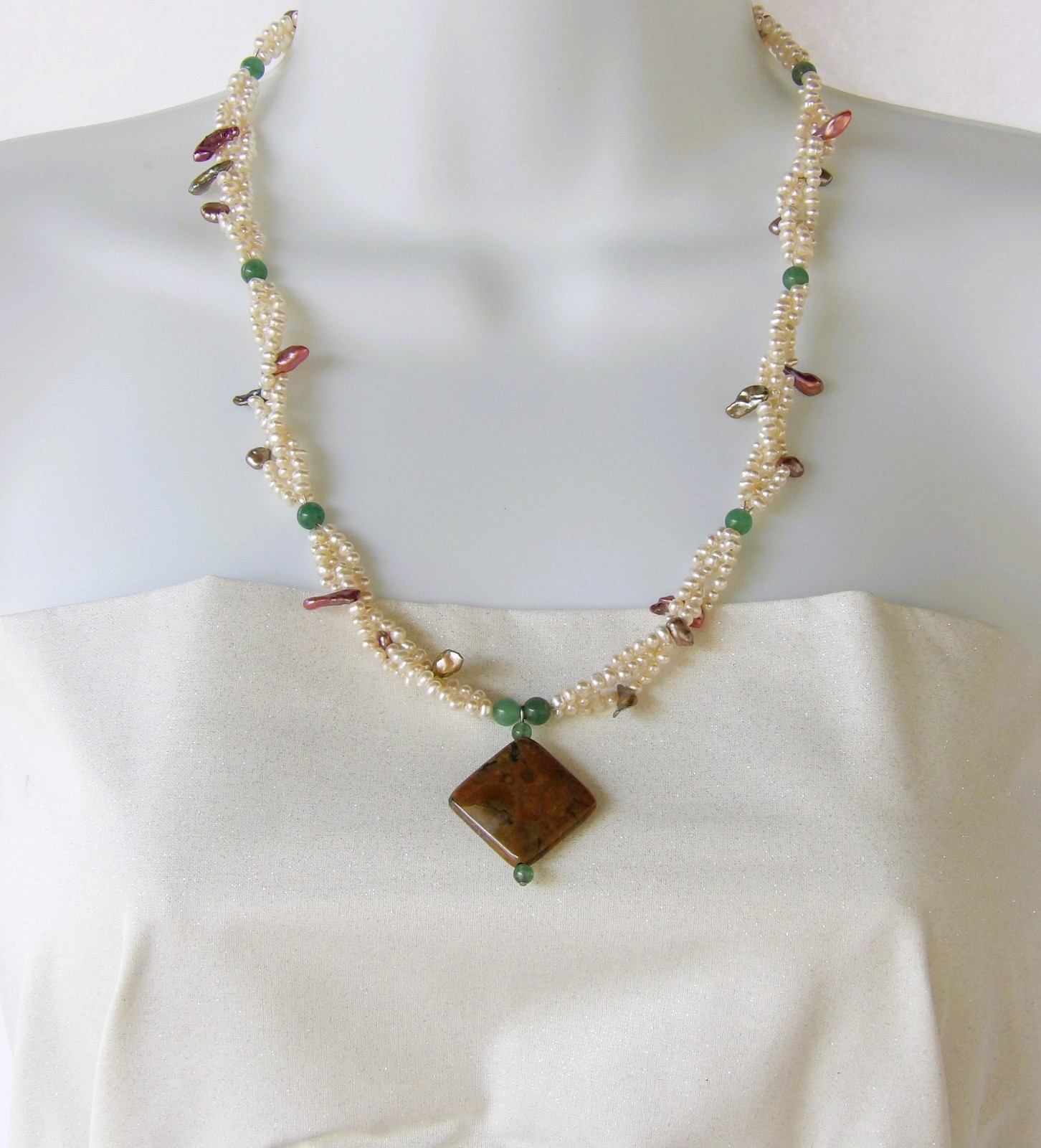 23 inches long Multicolor Aventurine & Genuine Freshwater Pearl Necklace NK958