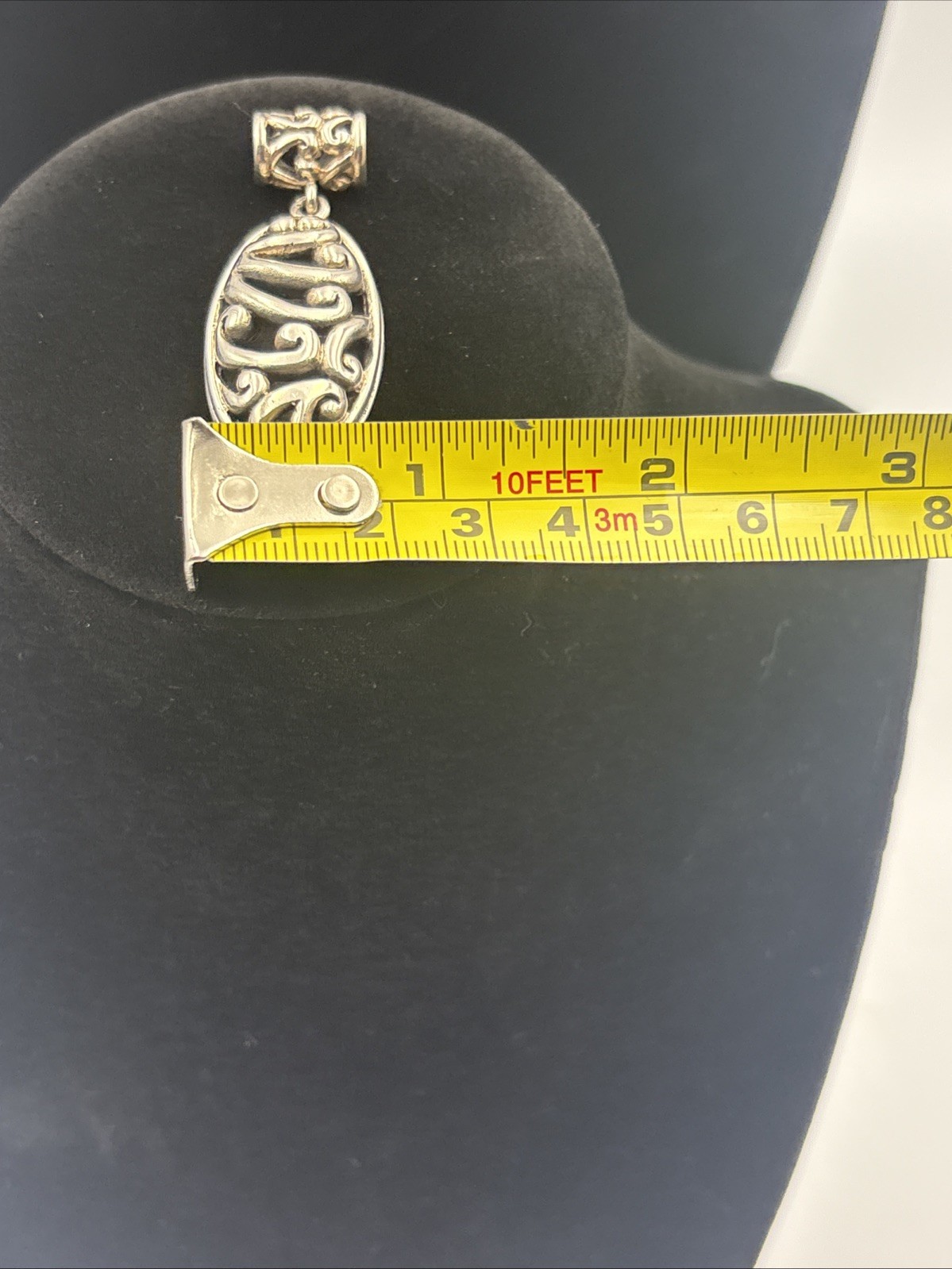 Vintage 925 Sterling Silver Oval Shape Scroll Design Pendant Unbranded