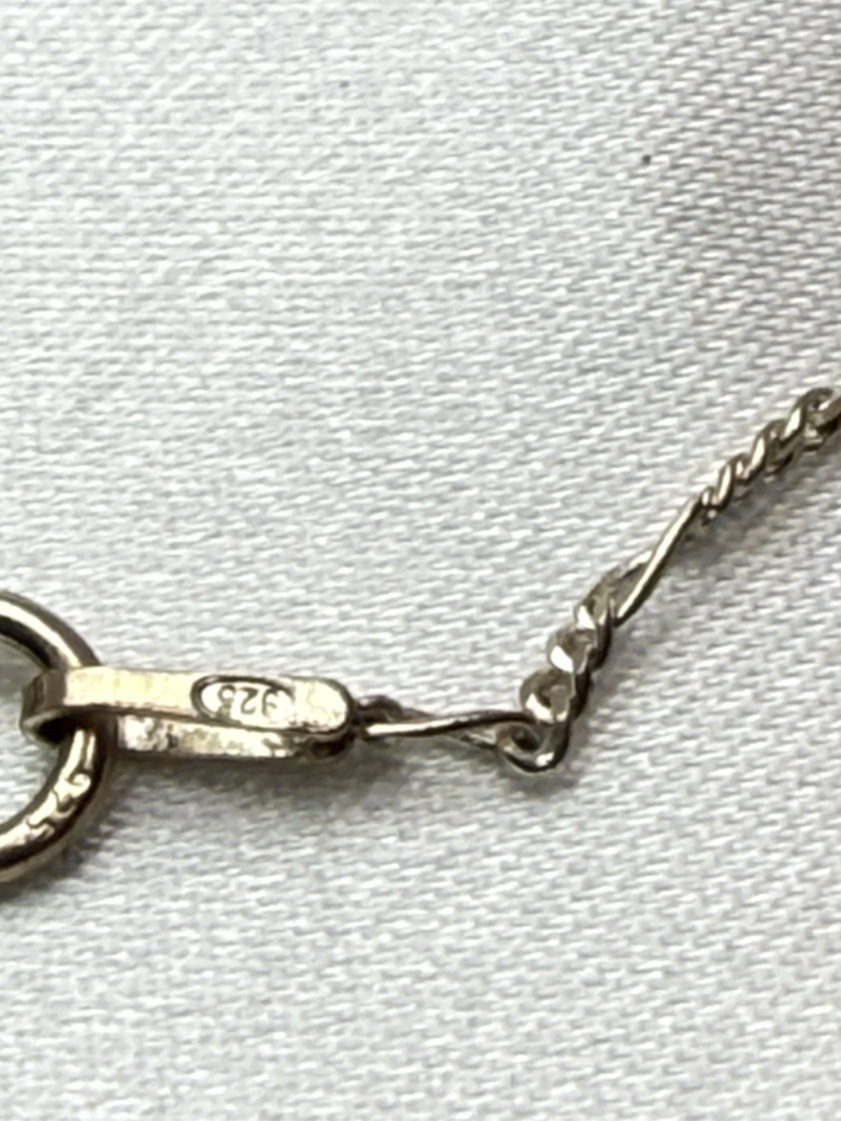 Vintage Italy 925 Sterling Silver Figaro Necklace 5 Geometric Green Stone Charms