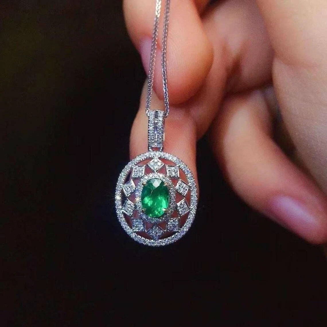 3 CT Oval Cut Green Emerald Teardrop Pendant Necklace 14K White Gold Finish