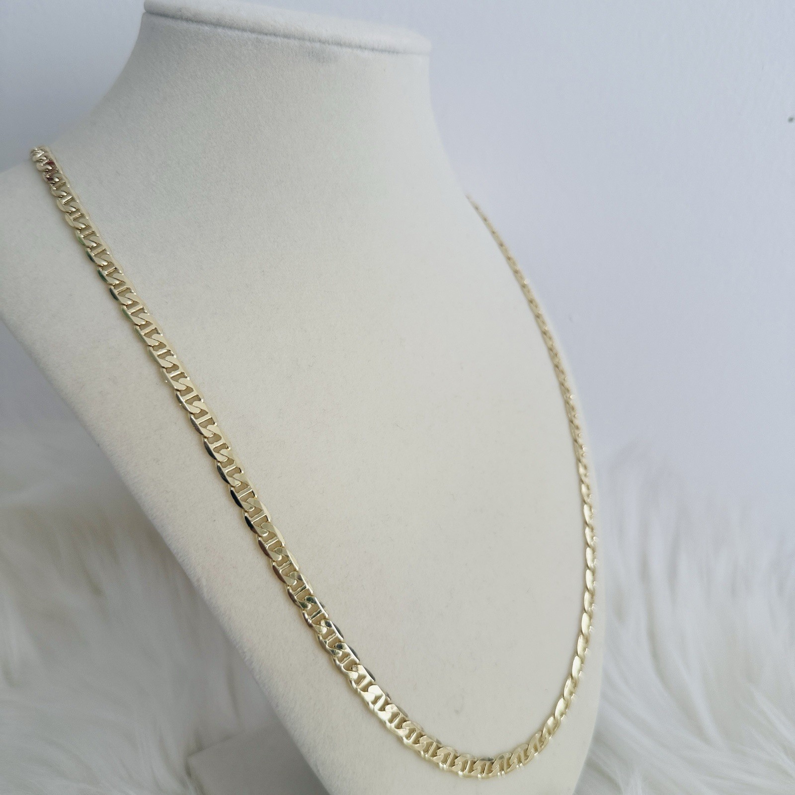 14K Gold Fill Valentino chain 24 Inches Hipoallergenic Water Resistant