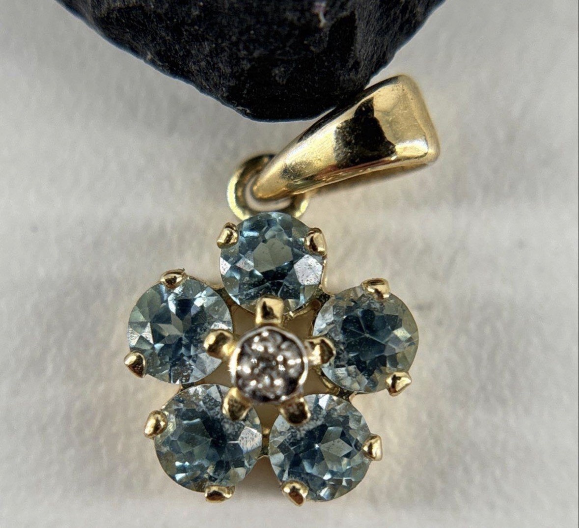 Estate 14k Yellow Gold Diamond And Blue Spinel Flower Pendant Necklace 19” Cable