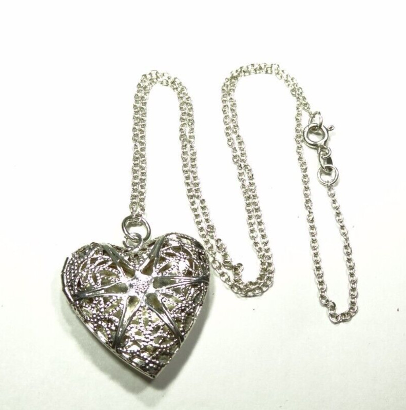 17.5″ INCH CHAIN & HEART LOVE LOCKET 2 PHOTO STERLING SILVER 925 CHARM PENDANT .