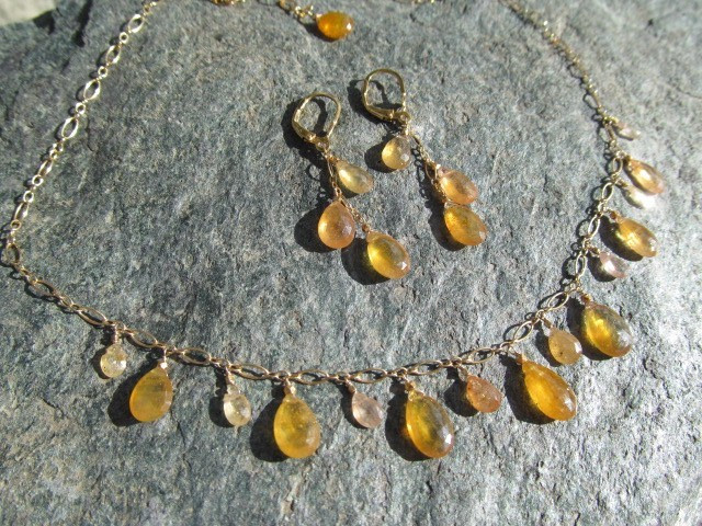 Sri Lanka Golden SAPPHIRE faceted briolette beads 14k Gold Filled Necklace set