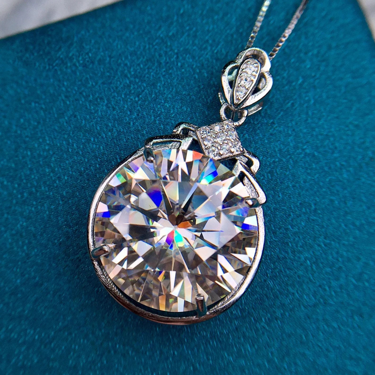 23 Ct Certified White Diamond Solitaire Pendant-FREE Diamond Studs