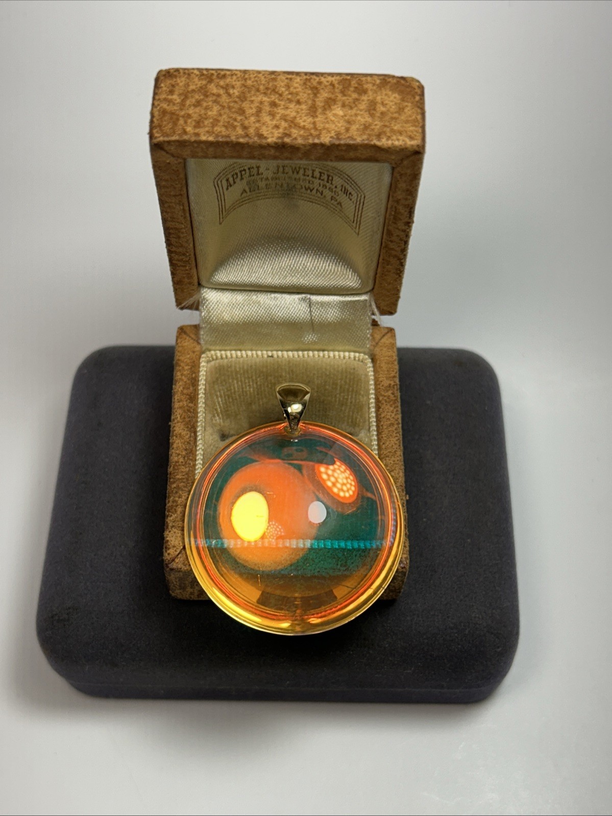 Baccarat Eclipse 18k Yellow Gold Bail Round Rainbow Crystal Pendant