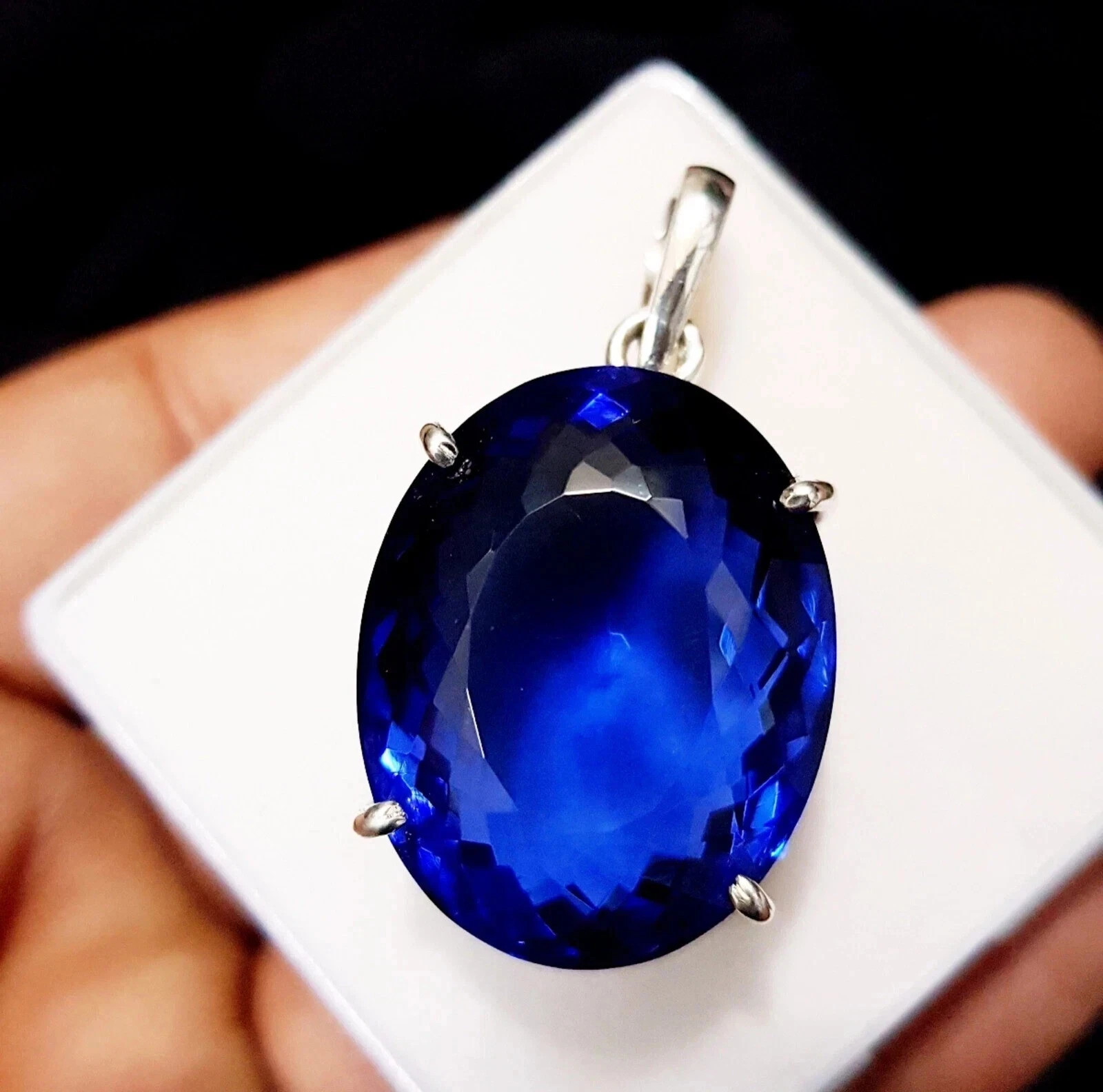Certified 35 CT Natural Blue Sapphire Oval Cut Gemstone 925 Solid Silver Pendant