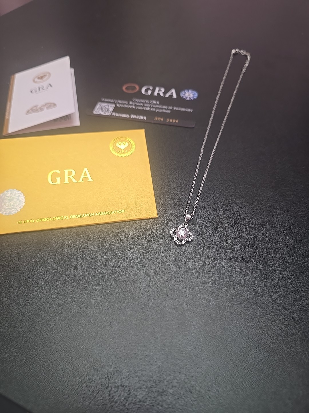GRA 925 Sterling Silver 1ct D Color Moissanite Clover Pendant Necklace