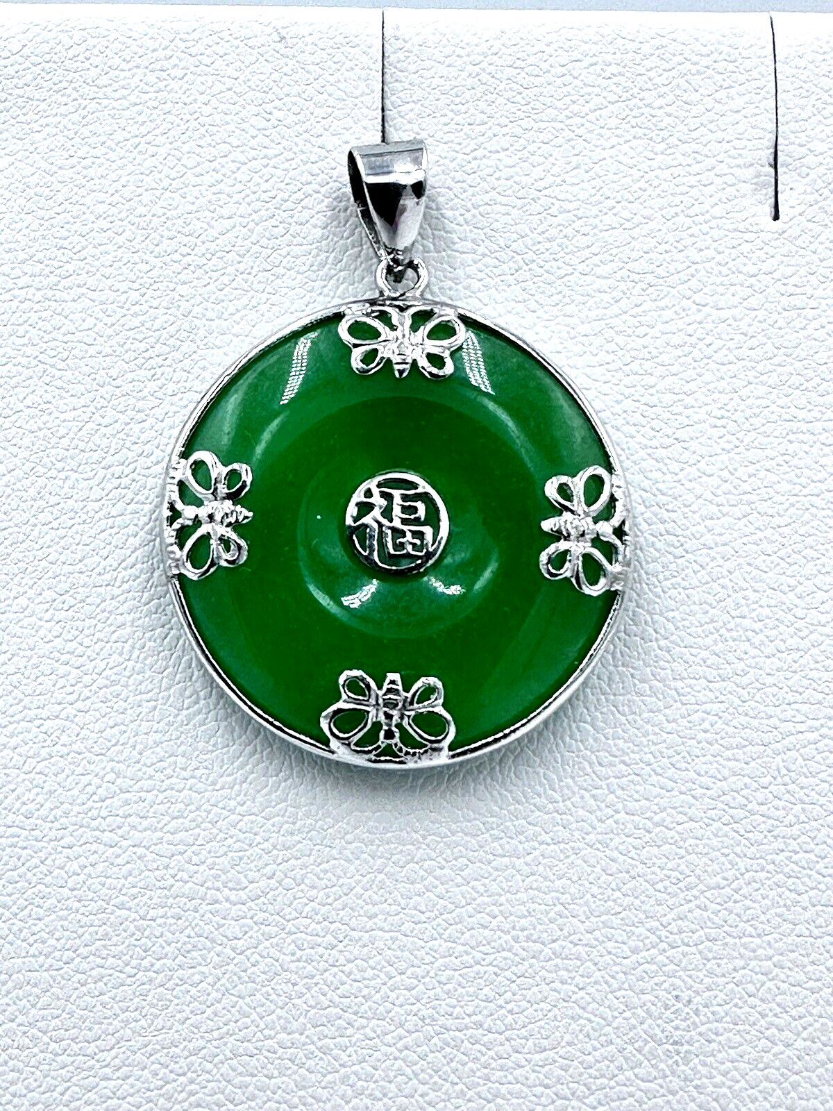 Sterling Silver Chinese Symbol Green Jade Pendant (26 mm)