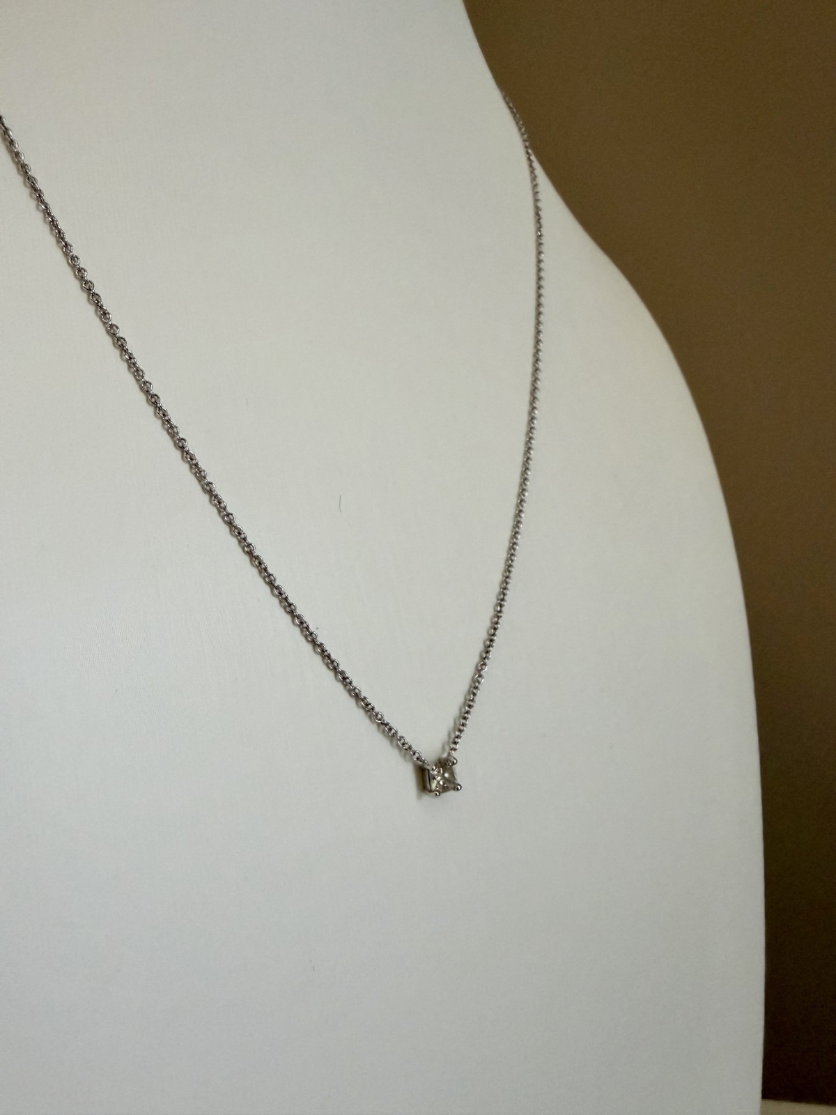 Blue Nile Cushion Cut Diamond Solitaire Pendant 1/3 CT TW 14K White Gold 16″