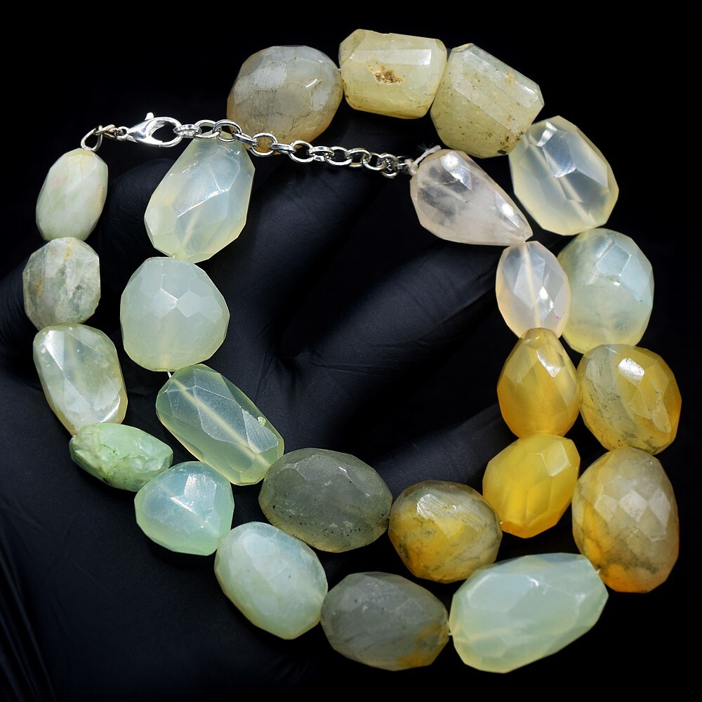 Excellent Amazing Cut Green Chalcedony 788.00 Cts Beaded Necklace VK 19 E608