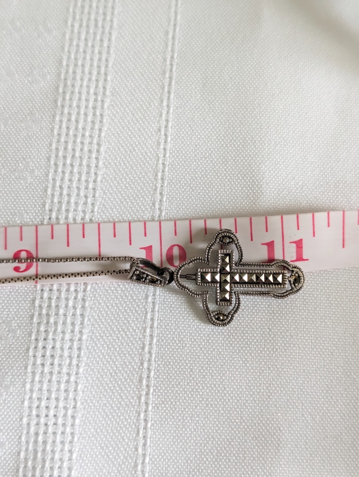 Vintage Sterling Silver Real Marcasite Gem Cross Pendant Box Chain Necklace 20″