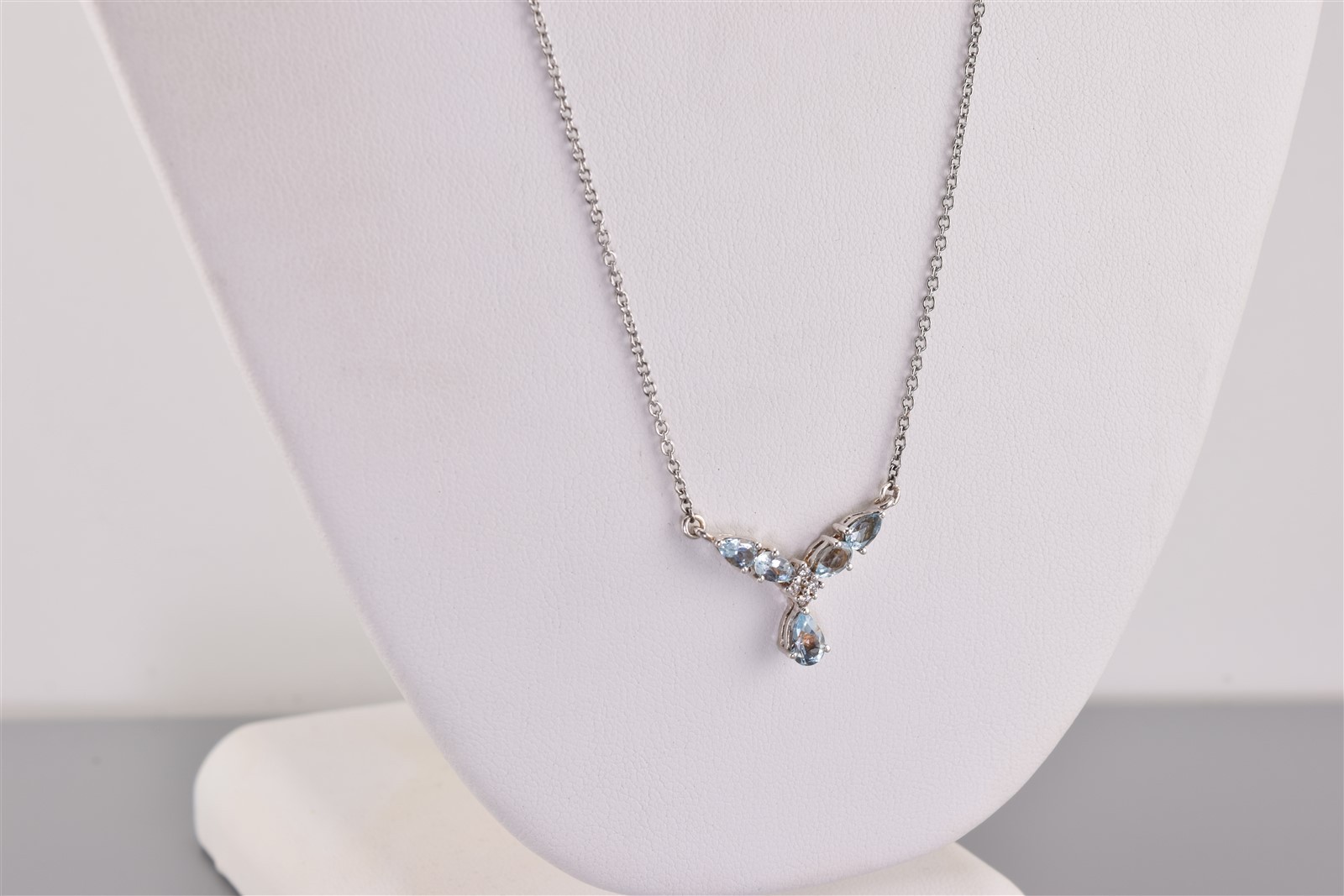 Sterling Silver 16mm x 22mm Blue Topaz Pear Chevron STS 925 Pendant 20″ Chain