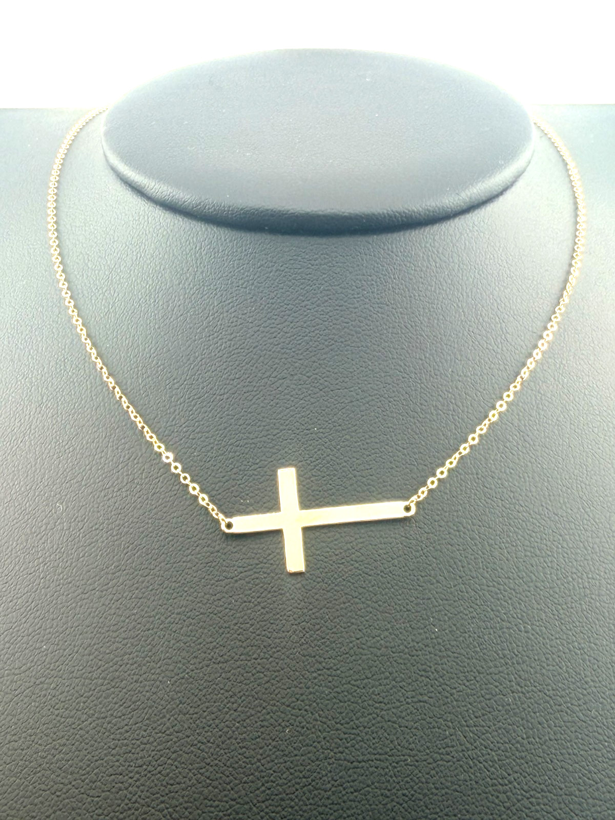 14 K Yellow Gold Cross Necklace 17″ + 1″ Extension