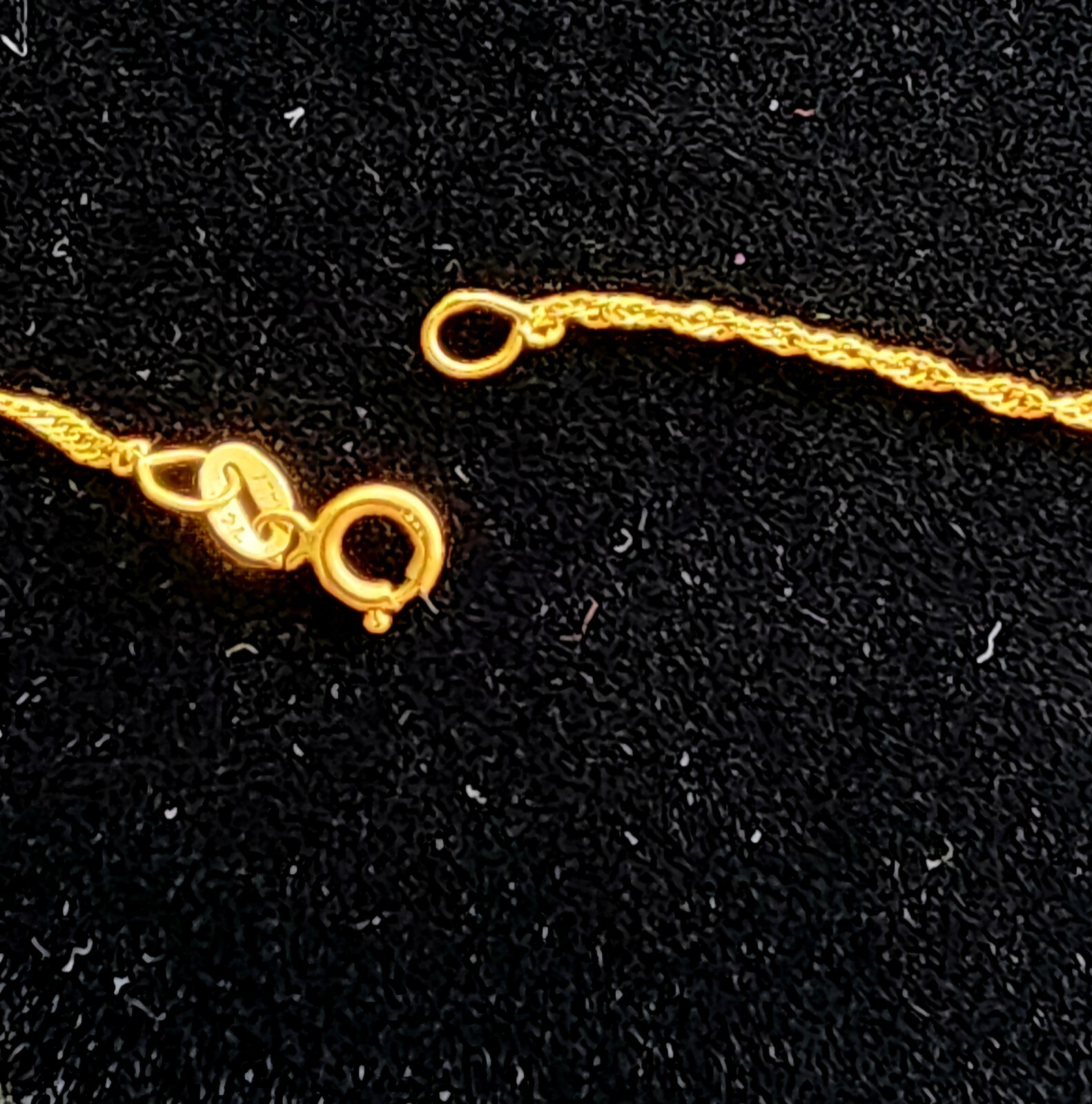 14k Gold Rope Chain Necklace Thin 1mm / Length: 18 inches