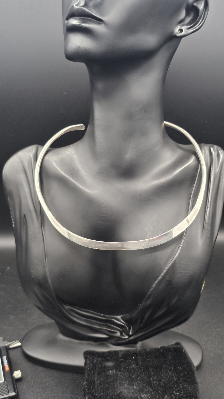Artisan Sterling Silver Collar Necklace 28g Modernist Neck Wire Signed JJ 925…