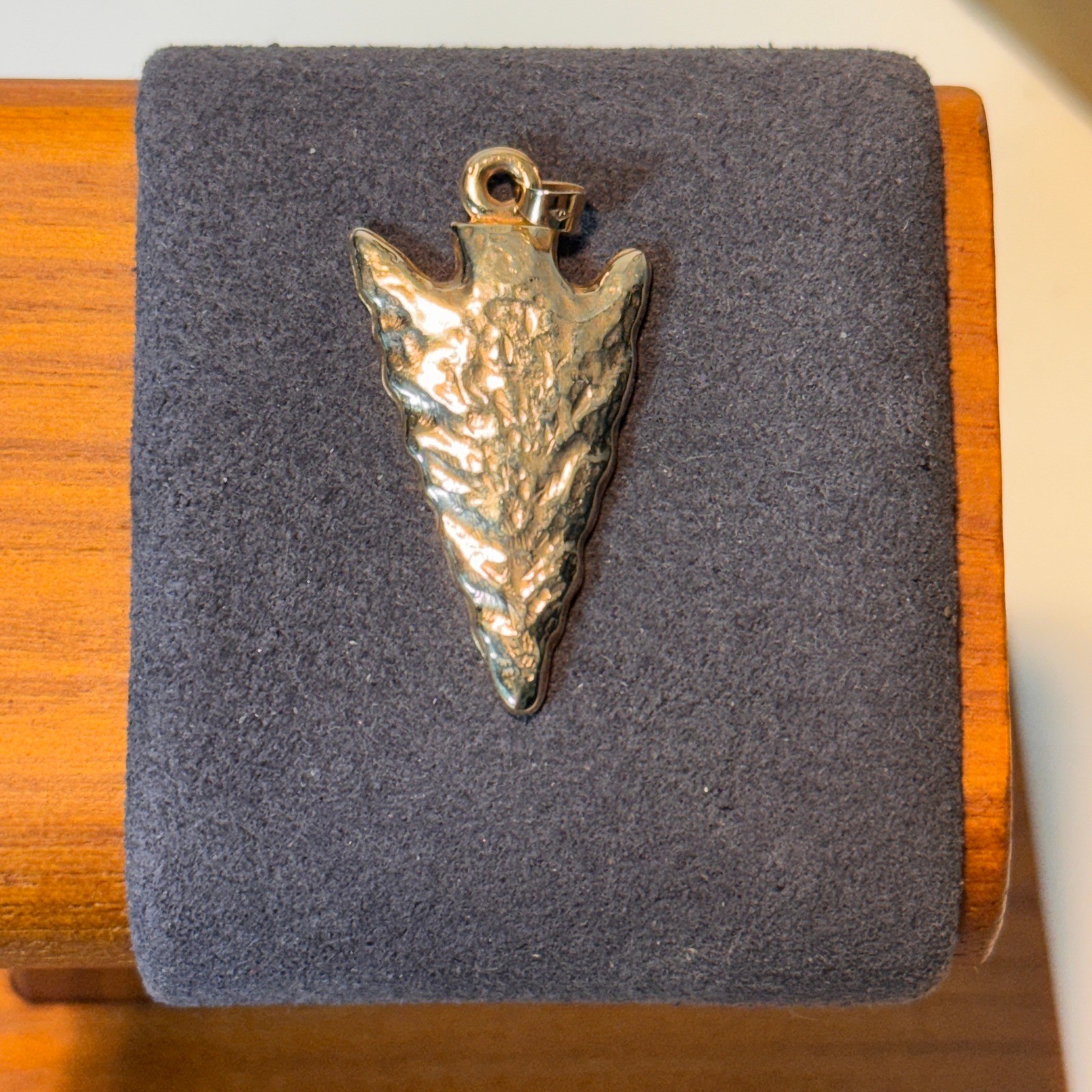 Vintage Arrowhead Pendant 14k Yellow Gold Excellent Textured