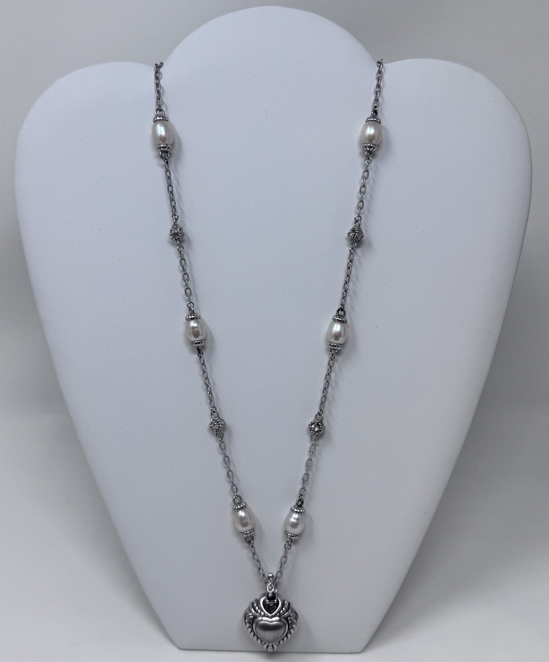 Judith Ripka Sterling Silver Pearl CK 925 Heart Pendant Station Necklace 20”