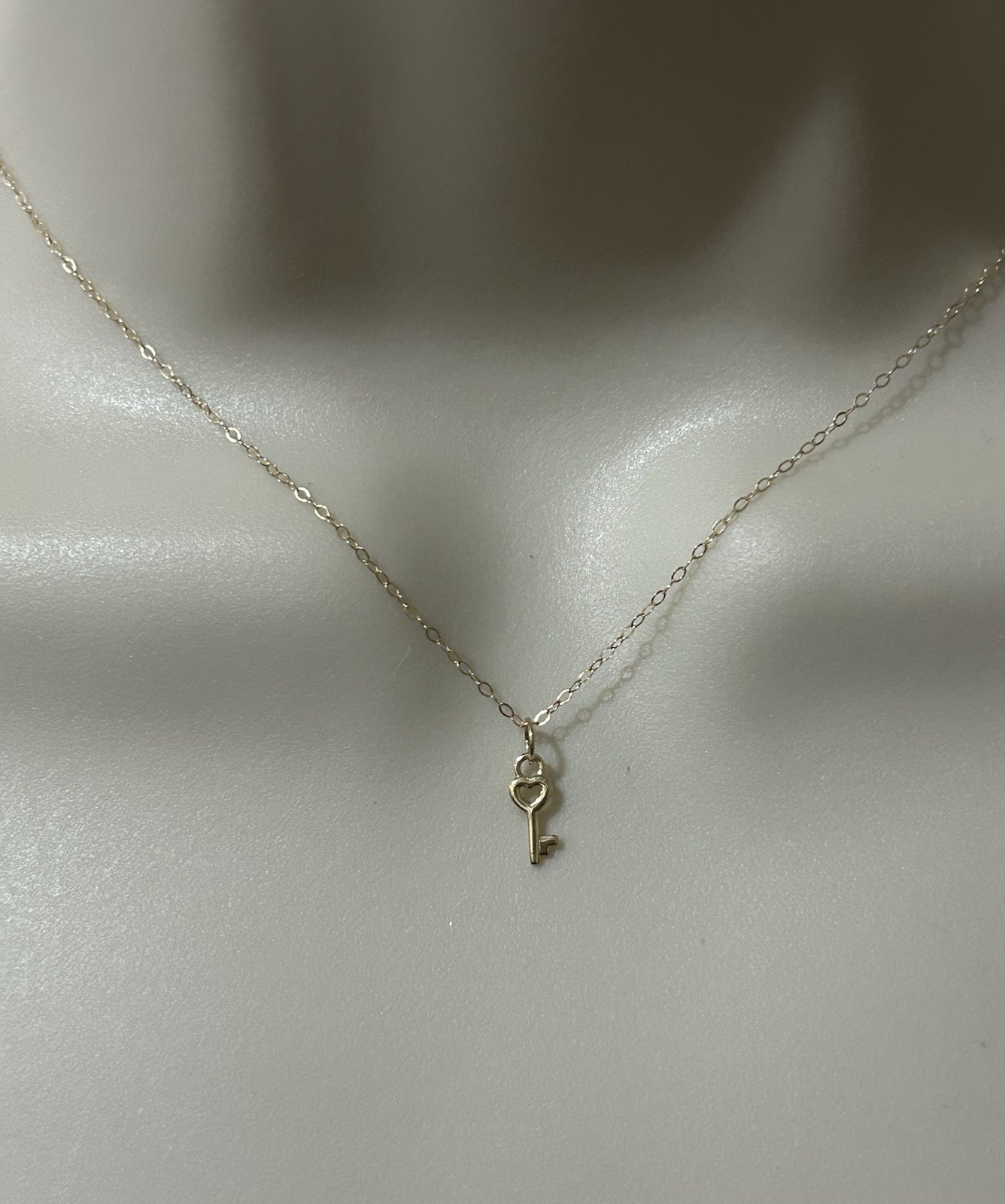 14K Solid Yellow Gold Heart Key Charm Pendant Dainty Cute for Chain Necklace