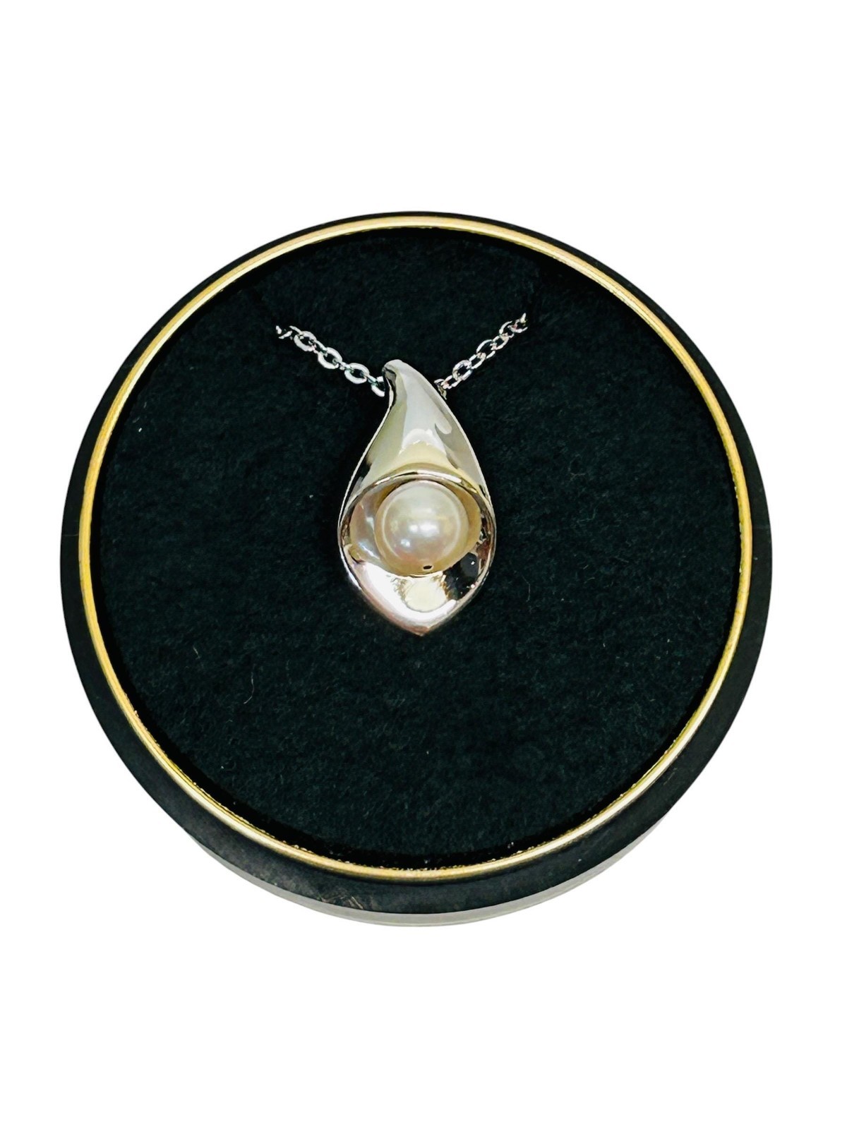 Tasaki Akoya Pearl Necklace Sterling Silver Teardrop Pendant in Original Box